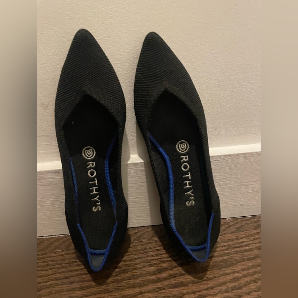 Black Rothys